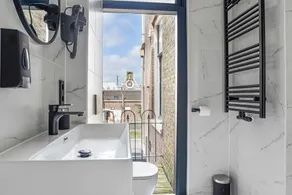 Haarlem Apart Hotel - Image 2