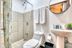 New Amazing 1bd/1ba Apt Walking distance to Ocean - Image 2