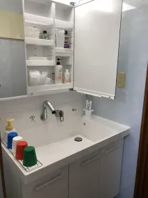 È una casa al mare e puoi andare in giro per il mare e tornare a casa con il tuo costume da bagno - Image 5