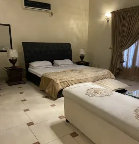 Minimalist house, 5 minutes from National Stadium - Image 2