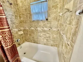Cozy Modest Home near (Universal Studios & iDrive) - Image 3