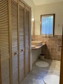 Country house at the foot of the Luberon - Image 3