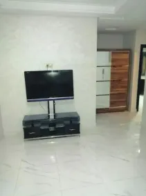 Nice, quiet, modern apartment 2 minutes from the town center - Image 2