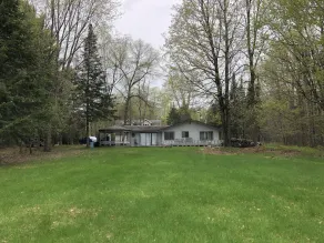 6 bed lake home on 2 acres with 217 ft of lake shore. Boat rentals!! - Image 5