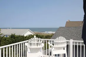 Great OCEAN VIEWS & STEPS TO BEACH, boardwalk, playground & 2 blocks to the center of town - Image 5