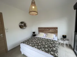Grand Appartement Avec une Très Grande Terrasse Équipée D'un Jacuzzi - Image 4