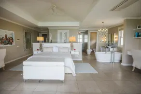 Lyxig privat villa på Eden Island - Image 5