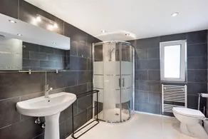 Holiday Home 'Paradies Ligurien' with Mountain Views, Shared Pool and Wi-Fi - Image 2