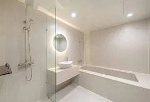 H Avenue Hotel Jeonju Terminal - Image 3