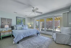 Beautiful Private Lakefront Property with Amenities & Activities Galore! - Image 4