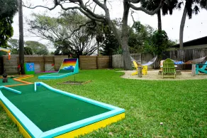 Walk2Beach~LargePool~FirePit~MiniGolf~2Kings~BeachGear~TikiHut~Bikes~Memories - Image 3