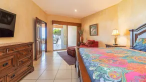 Sun Shine Moments Adorable Oceanfront Condo - Image 5