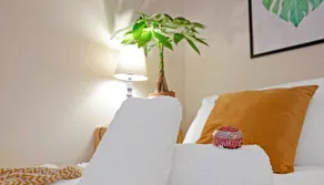 Cheerful Stays: Spacious main door flat in Leith - Image 4