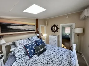 Buena Vista Cottage - Walk to 2 beaches!! Newport! - Image 5