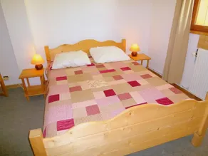 Chalet, terrace, balcony, fireplace or stove, parking, tv, ski locker, 125m², Valmorel - Image 3