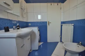Appartement de vacances avec piscine privée, jardin et barbecue | Vue mer | Avec animaux autorisés - Image 3