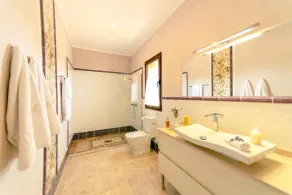 Newly Built/Beautifully Finished Villa, A/C, Private Pool in a Picturesque Location near Cas Concas - Image 2