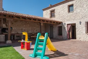 Rural House Fuente del Pinar til 10 personer - Image 2