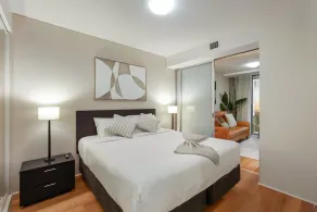 Absolute Waterfront - Enjoy Exceptional Lifestyle - Image 5