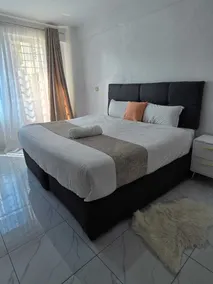 Roam Apartments - Image 5