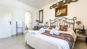 Ça C'est La Vie. Une villa de luxe de 4 chambres avec salle de bains dans chaque chambre - Image 3
