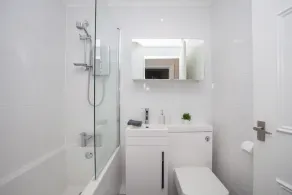 The Warwick Apartment - Image 2