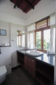 Aambal Villa Homestay - Image 4