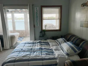Live & Love Life on the Lake at Sunset Cottage! - Image 3