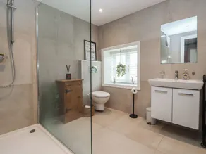 Maple Tree Cottage - Image 4