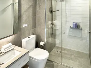 Luxury 2BR 16th Flr Ocean Views - Image 5