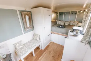 Silverlock’s Hide - Off grid romantic hideaway with private wood fired hot tub - Image 5