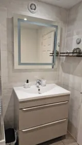 3 Bedroom House in Rochester Strood with Wifi and Netflix Walking distance to Strood Station - Image 4