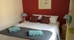 The Old Bookbinders Retreat - Image 5