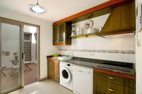 Ferienhaus 'Residencial Sol Suite' mit privater Terrasse, Balkon und WLAN - Image 2