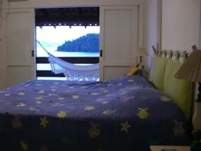 Spacious beachfront house - 6 suites and 3 living rooms - Image 3