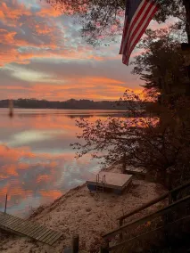 Lake Front Rustic Suite Rental - Image 2