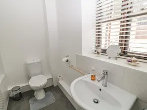 Dairy Cottage Dulverton - Image 3