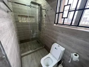 Cozy 3brm Apartment at Tse Addo - 5 min drive to nearby beach! - Image 3