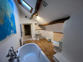 Stunning 4-bed Grade II House in the Lake District - Image 2