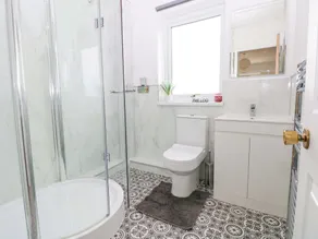 15 Lawnswood - Image 4