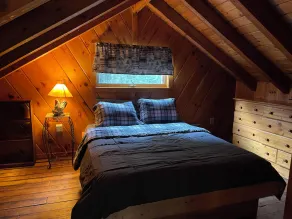 2 bedroom private custom built home with loft. - Image 3