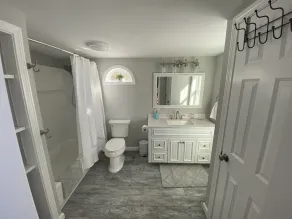 Pittoreske Dunbarton Waterfront Cottage - Image 3