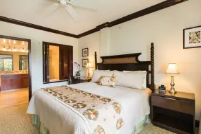 Beautiful Air Conditioned 2nd Floor 2 Bedroom w/mountain and slight ocean view - Image 5