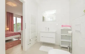 Stunning Home In Ivanbegovina - Image 4