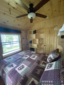 Escape to cozy, secluded lakefront cabin in the north woods - Image 2