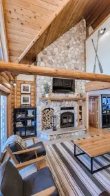 Rustic Cabin Retreat on Webb Lake - Image 4