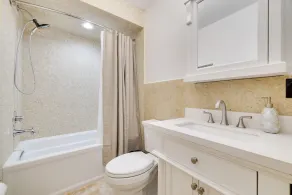 Lakeside Villa – Lakefront Luxury in The Hideout / 5BR, 3BA, Sleeps 13 - Image 4