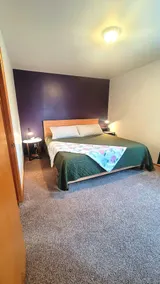 Quiet 1 bedroom in Milford with King Bed - Image 4