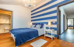 Awesome home in Banjole - Image 4