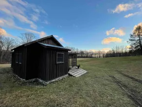 Small cabin on private 400 acre mountaintop farm! - Image 5